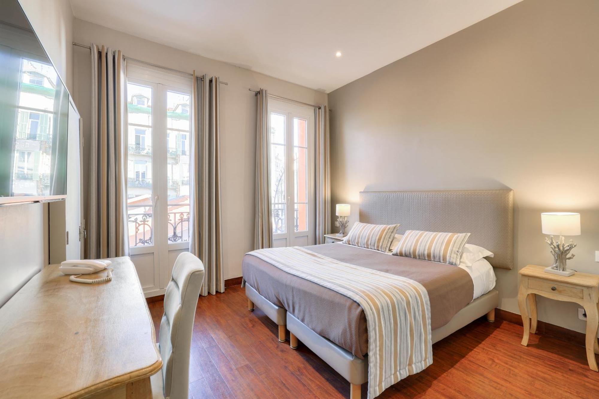 Hotel Lepante Ницца Экстерьер фото