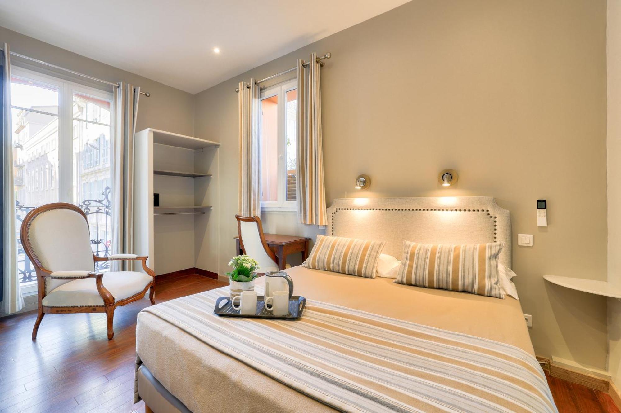 Hotel Lepante Ницца Экстерьер фото